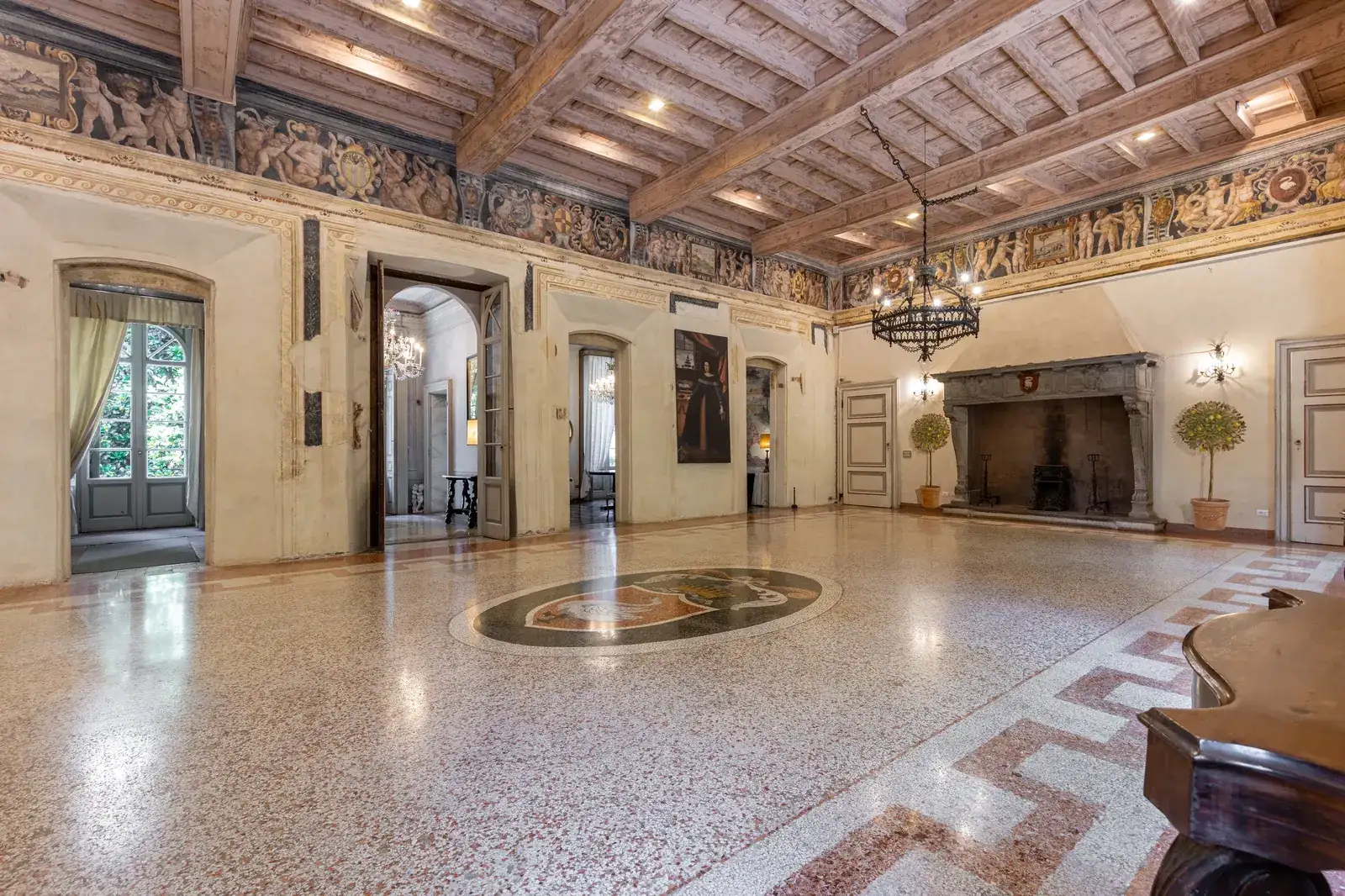 Ingresso e viale